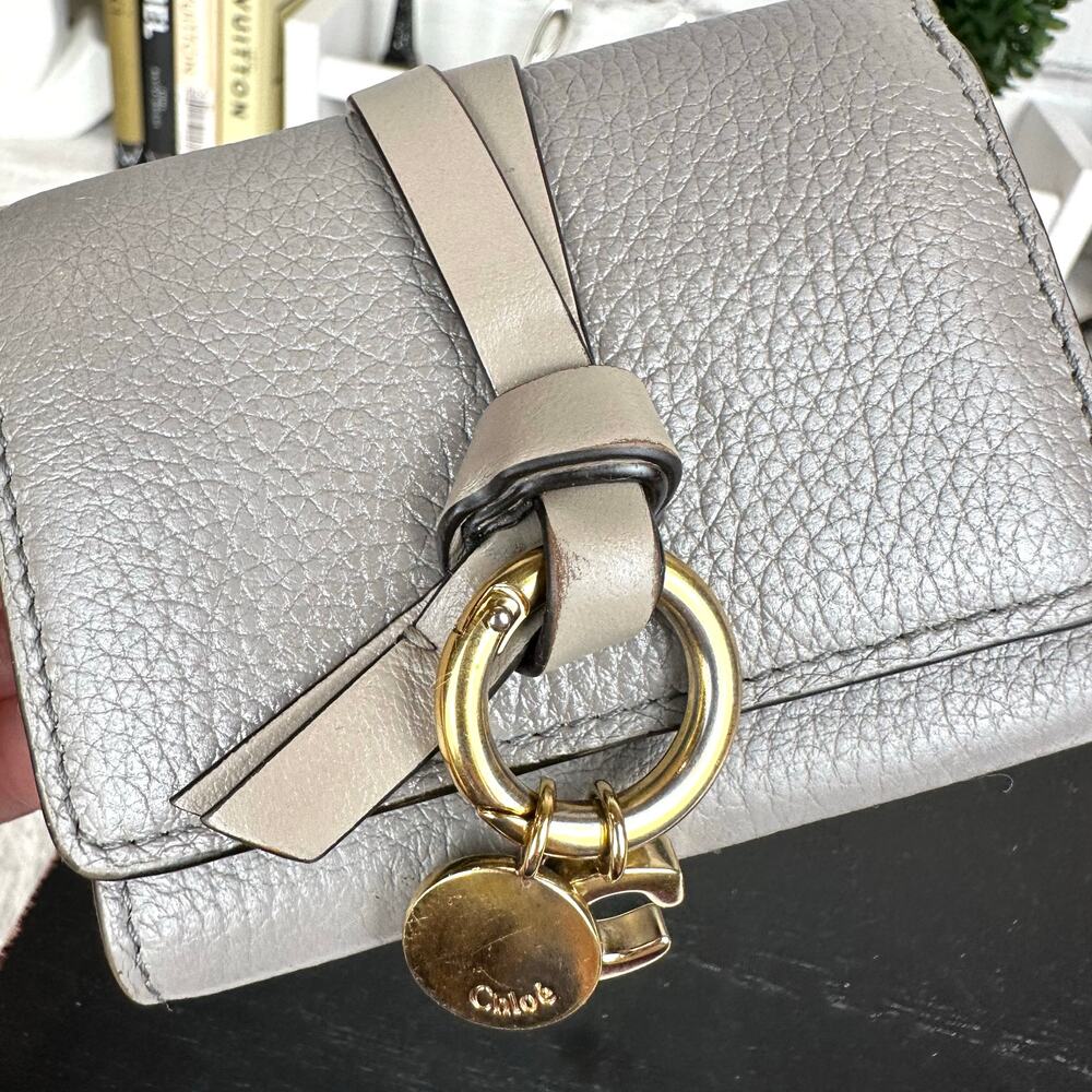 CHLOE gray leather monogram compact wallet GREAT! Nice gift! - Picture 3 of 15